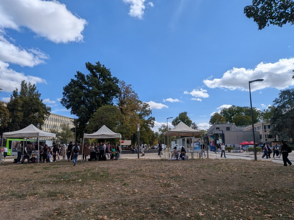 Festival 360° et stands associatifs sur le campus du Saulcy à Metz